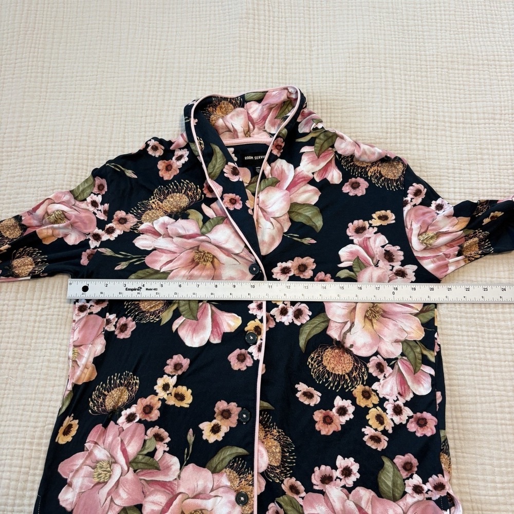 Room Service Womens 2-Piece Pajama Set Medium Floral long Sleeve Sleepwear - Picture 8 of 12
